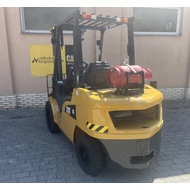 Kép 2/6 - CATERPILLAR GP35NT 3.5 t teherbírású gázüzemű homlokvillás targonca