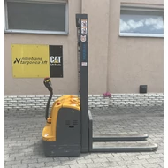 Kép 4/5 - HYUNDAI CDDR15-III 1.5t elektromos gyalogkíséretű raklapemelő targonca