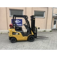 Kép 1/3 - CATERPILLAR GP15N2 1,5 tonna teherbírású belsőégésű homlokvillás targonca