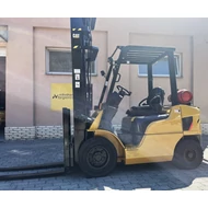 Kép 1/11 - CAT GP25N használt homlokvillás targonca