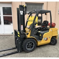 Kép 1/4 - CATERPILLAR GP35N gázüzemű homlokvillás ellensúlyos targonca