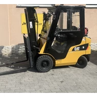 Kép 2/6 - CATERPILLAR GP18N 1.8 tonna teherbírású belsőégésű, gázos homlokvillás targonca