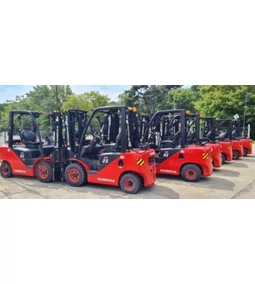 Hogyan biztosítható a targonca stabilitása és a rakomány biztonsága?