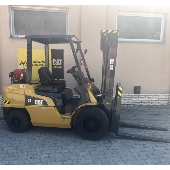 CATERPILLAR GP35NT 3.5 t teherbírású gázüzemű homlokvillás targonca